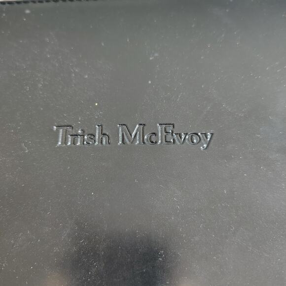 Trish McEvoy Black Patent Makeup Planner Bag Case Zip Around Closure Travel - Picture 2 of 7